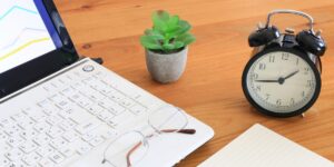 2025年時点でWindows 11 24H2をダウンロードする方法7ステップ｜Windows UpdateからISO取得まで安全に進めるポイント！